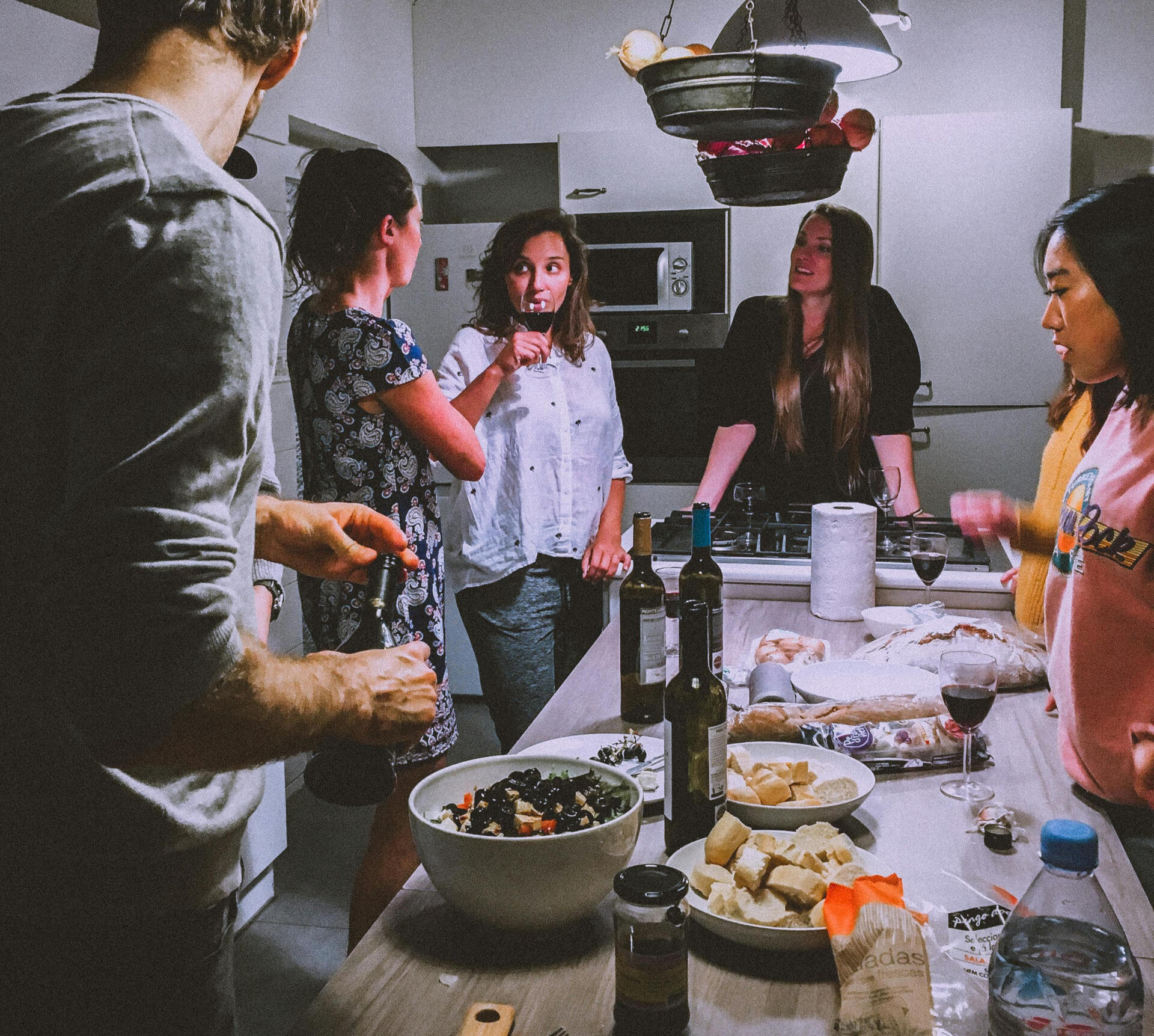 Cooking Parties - Hands on at home fun classes. Photo by Lisa from Pexels
